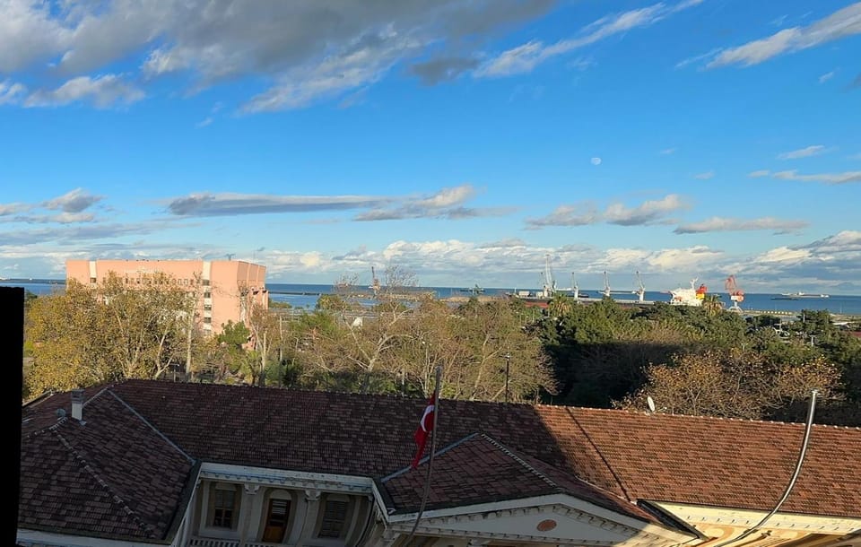 Natural landscape, City view