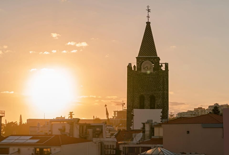 View (from property/room), City view, Sunset