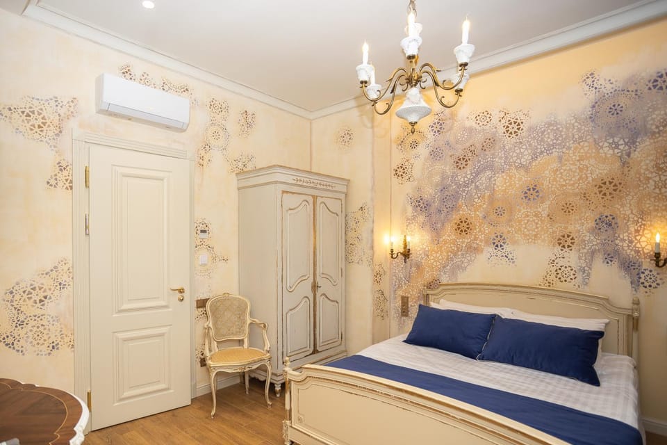 Bed, wardrobe, air conditioner