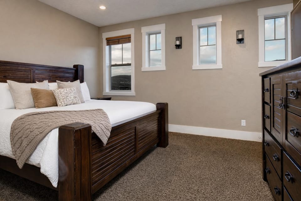 844 Park Edge House in Wasatch County