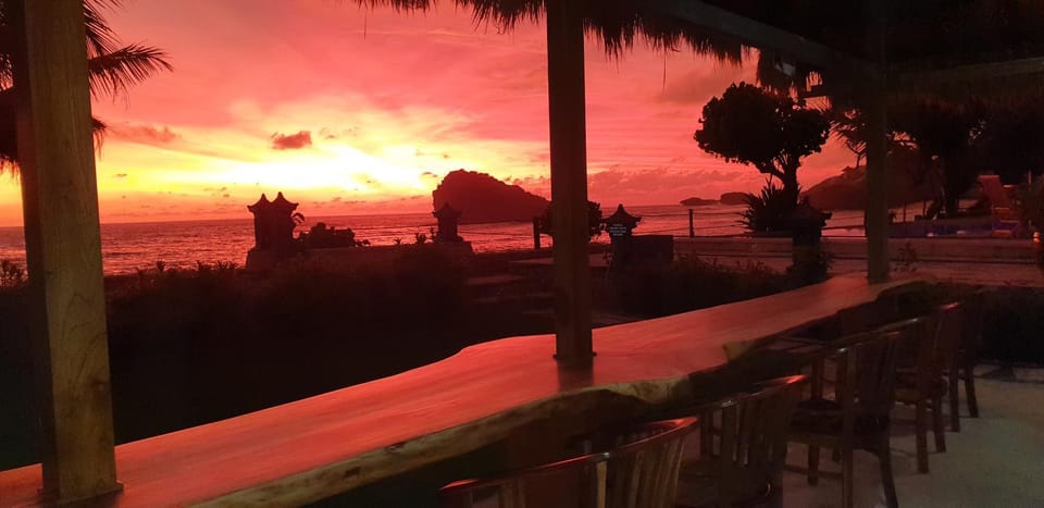 Restaurant/places to eat, Sea view