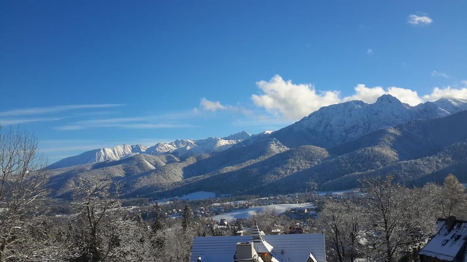 Off site, Natural landscape, Winter, Mountain view