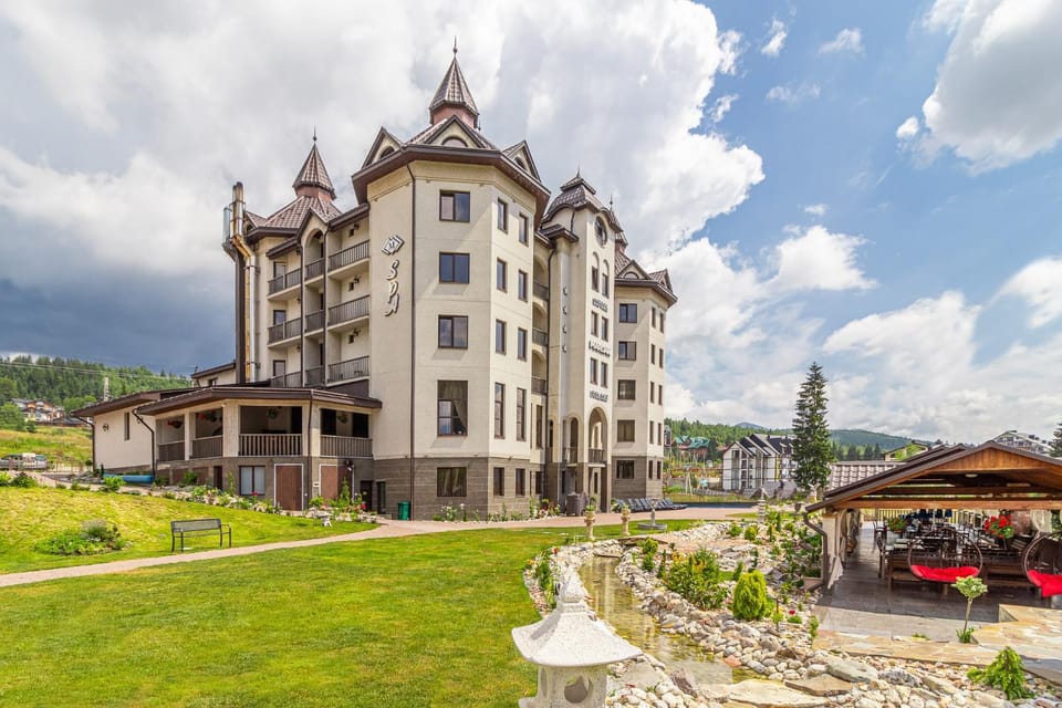 Mardan Palace SPA Resort Hotel in Ukraine