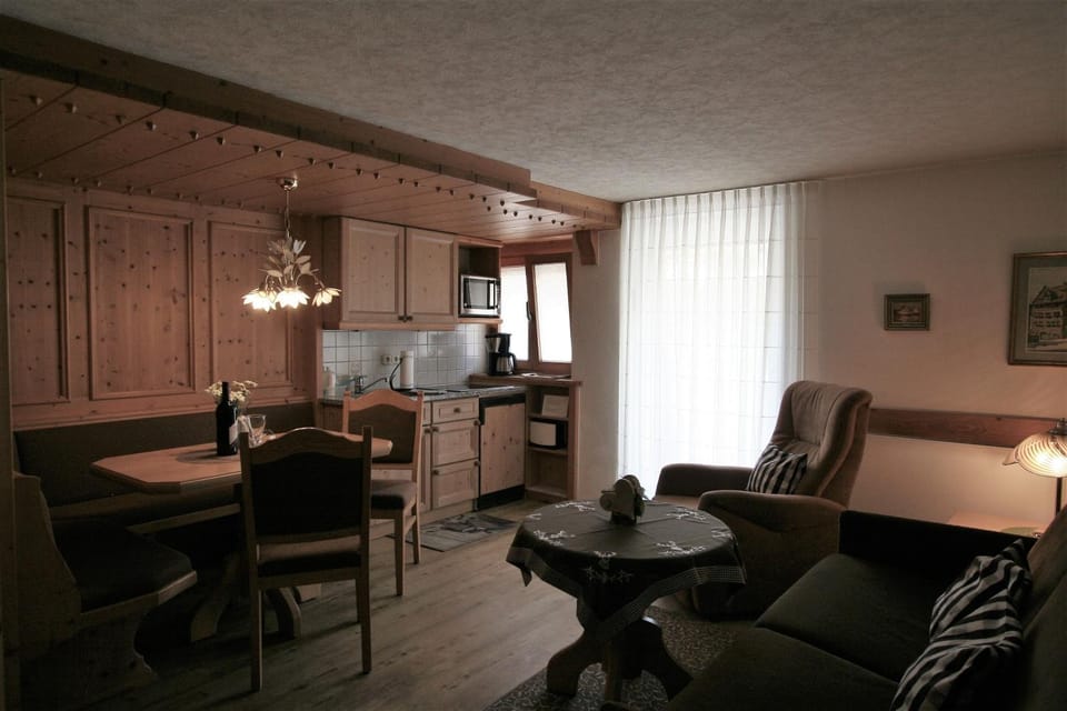 Alpenflair Ferienwohnungen Gästehaus Tepferdt Apartment in Oberstdorf