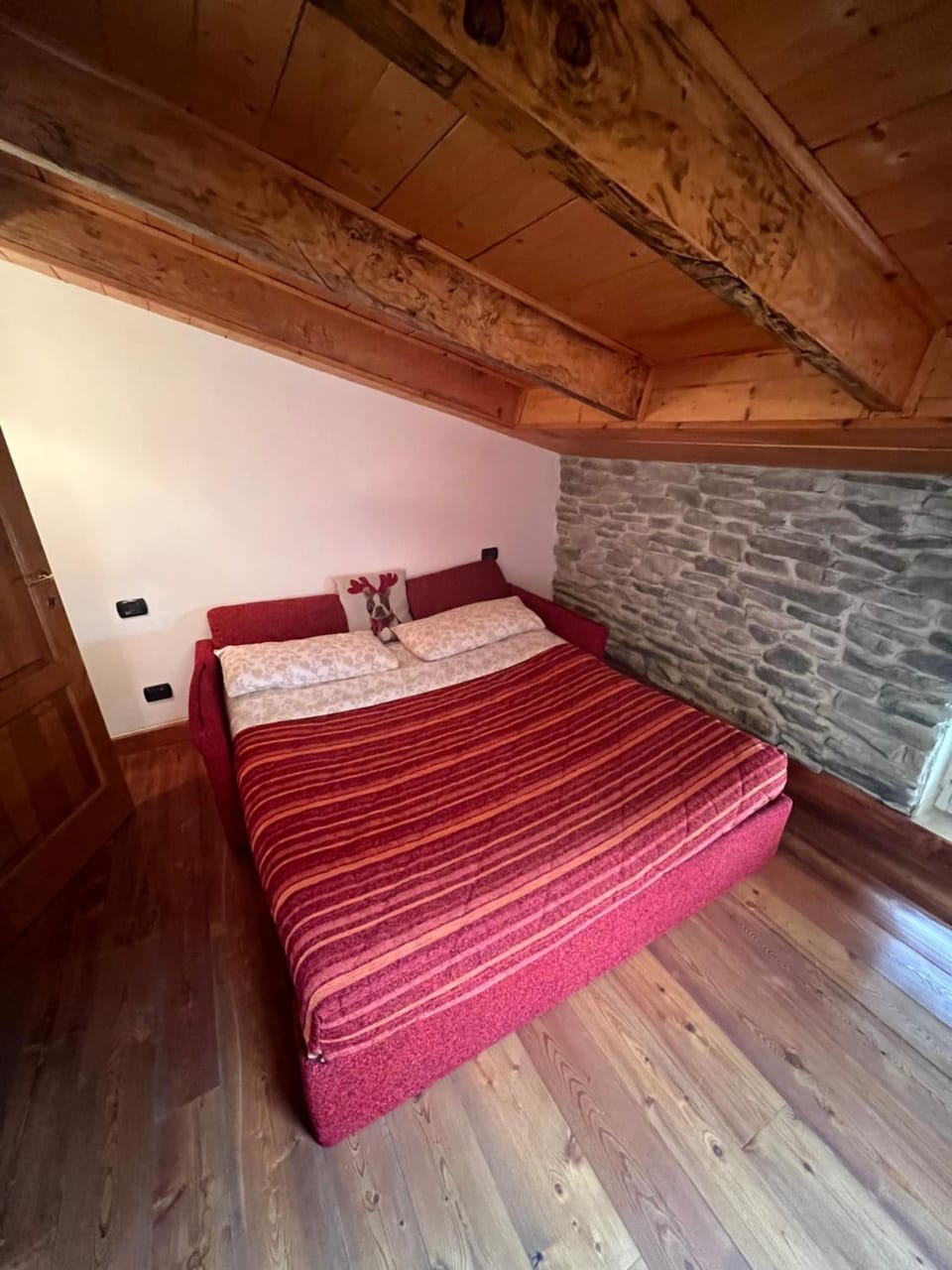 Mansarda Belvedere Apartment in Piedmont