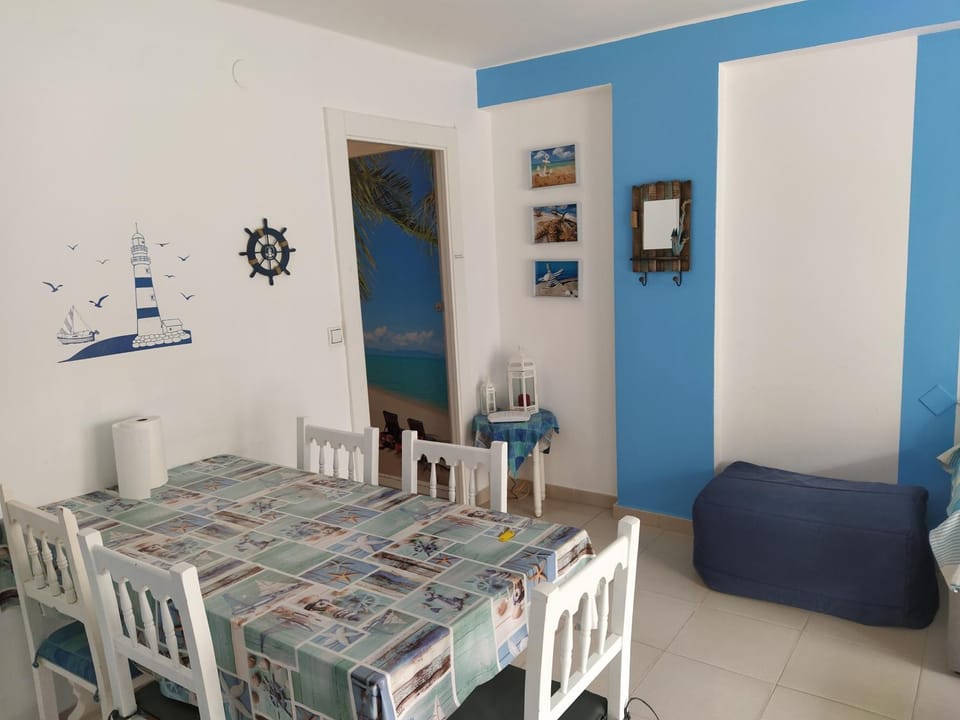 Apartamento primera línea de mar Apartment in Baix Camp