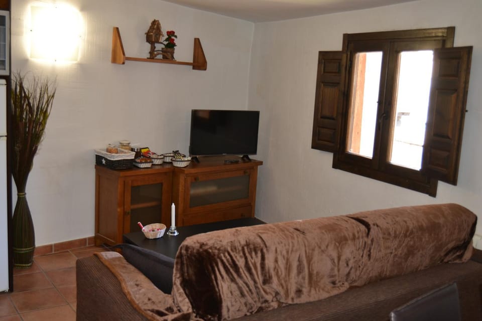 Living room, Dining area, Breakfast