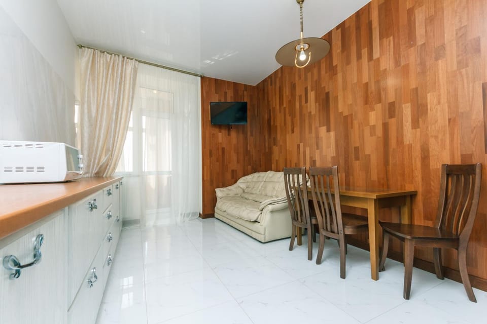 Kitchen or kitchenette, Seating area