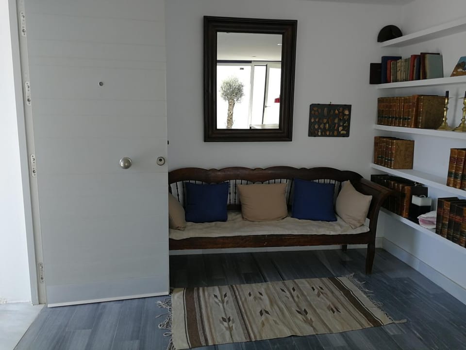 Casa Euphorbia House in Comarca Metropolitana de Almería