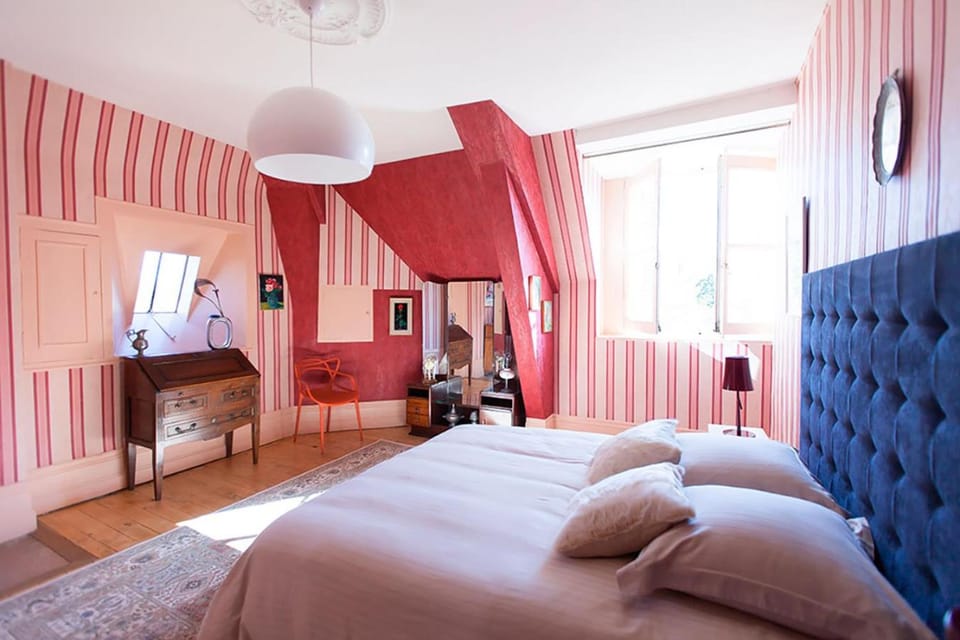 Chateau Marieville Bed and Breakfast in Nouvelle-Aquitaine
