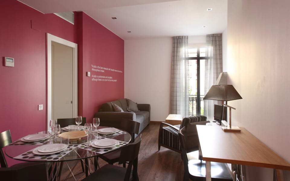 Living room, Dining area