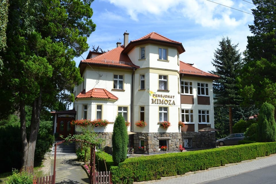 Property building, Day