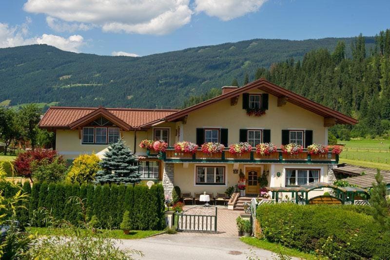 Haus Martina Apartment in Salzburgerland