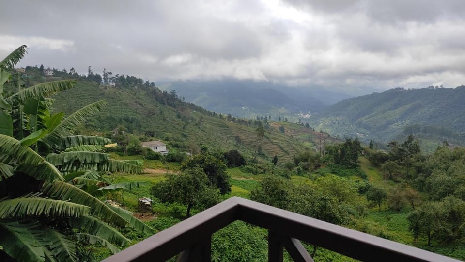 Nearby landmark, Natural landscape, Balcony/Terrace, Mountain view