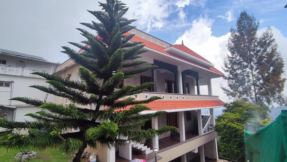 Property building, View (from property/room)