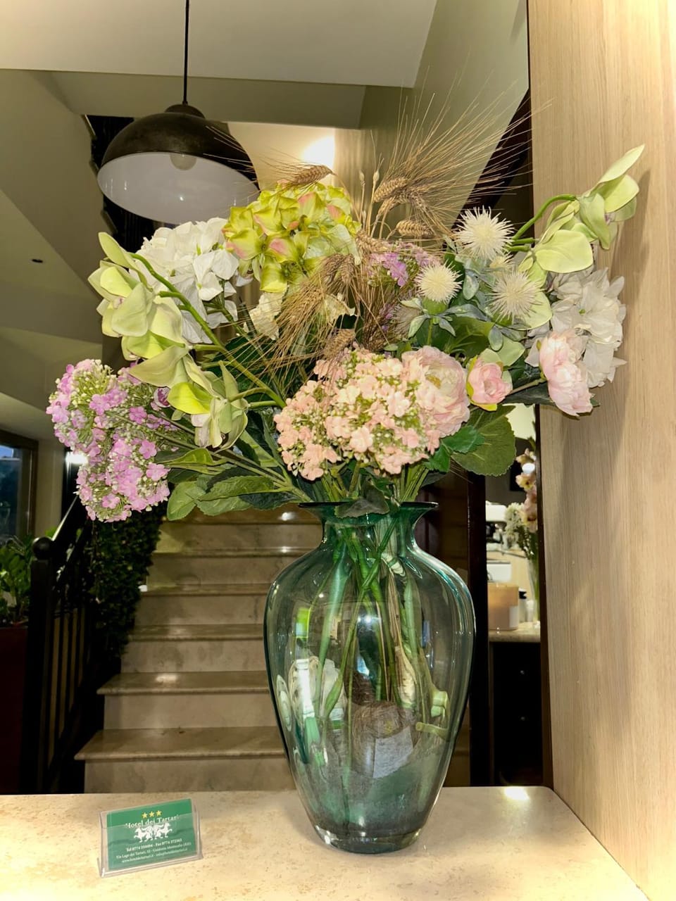 Lobby or reception, Decorative detail