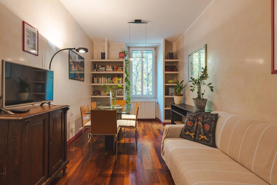 Natural landscape, Living room, Seating area