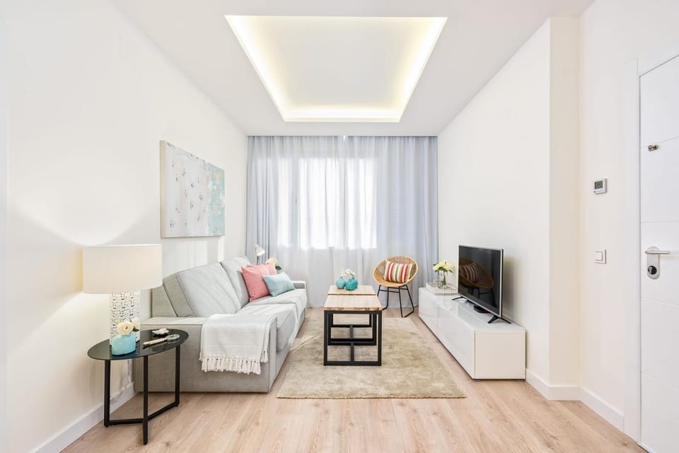 Communal lounge/ TV room, Living room