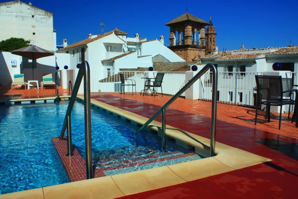 Balcony/Terrace, Swimming pool, Swimming pool