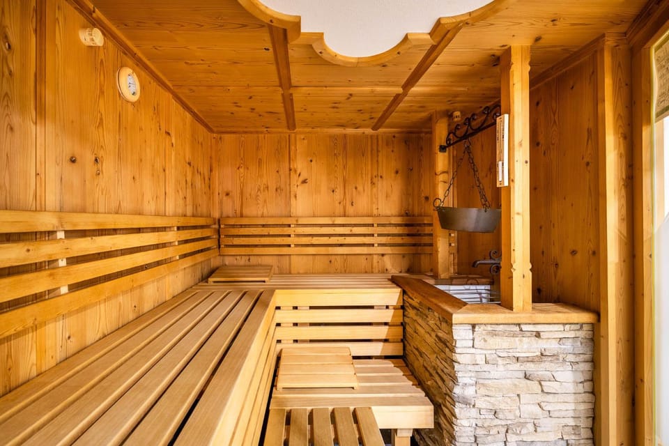 Sauna, Spa and wellness centre/facilities