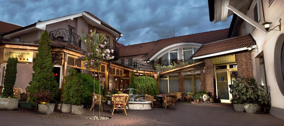 Other, Garden view