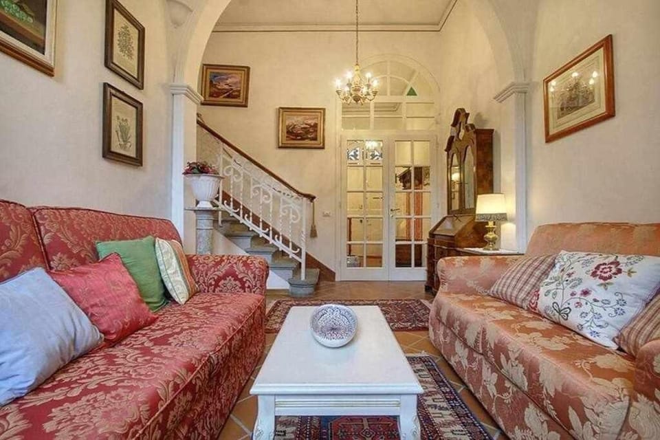Santa croce elegant with garage Apartment in Florence