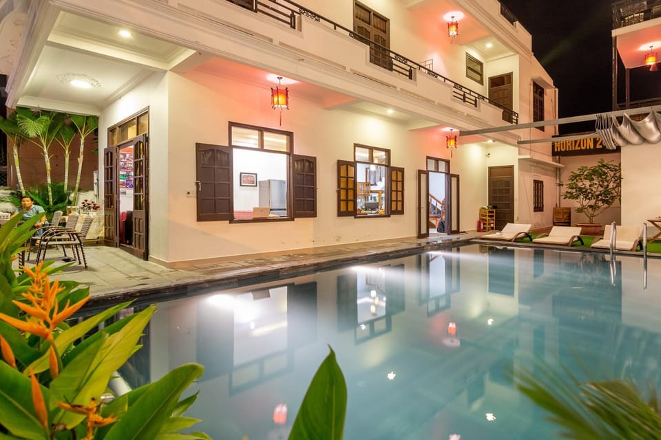 Pool view, Swimming pool