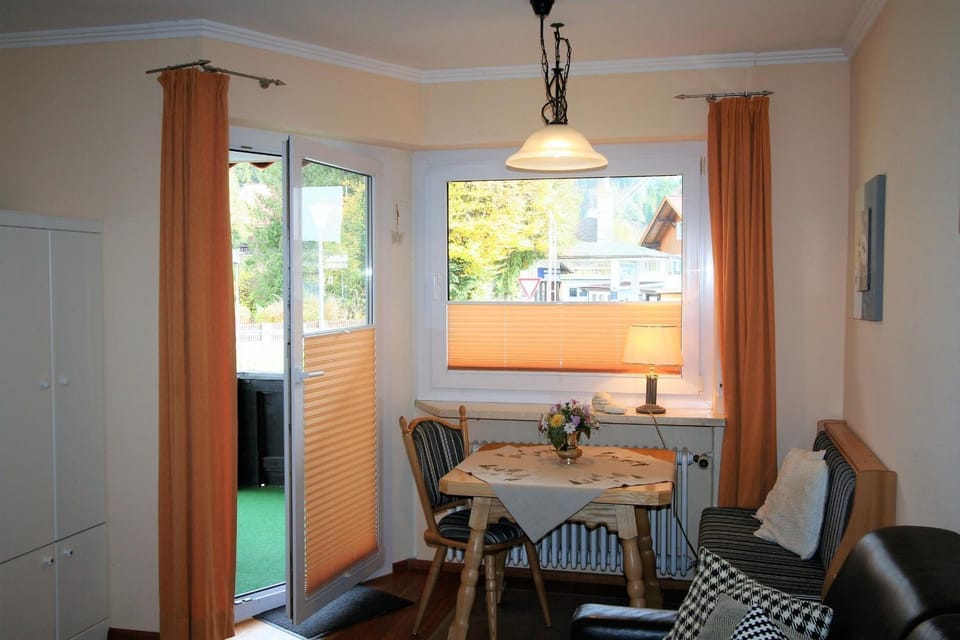 Alpenflair Ferienwohnungen Whg 103 Appartementhaus Nebelhorn Apartment in Oberstdorf