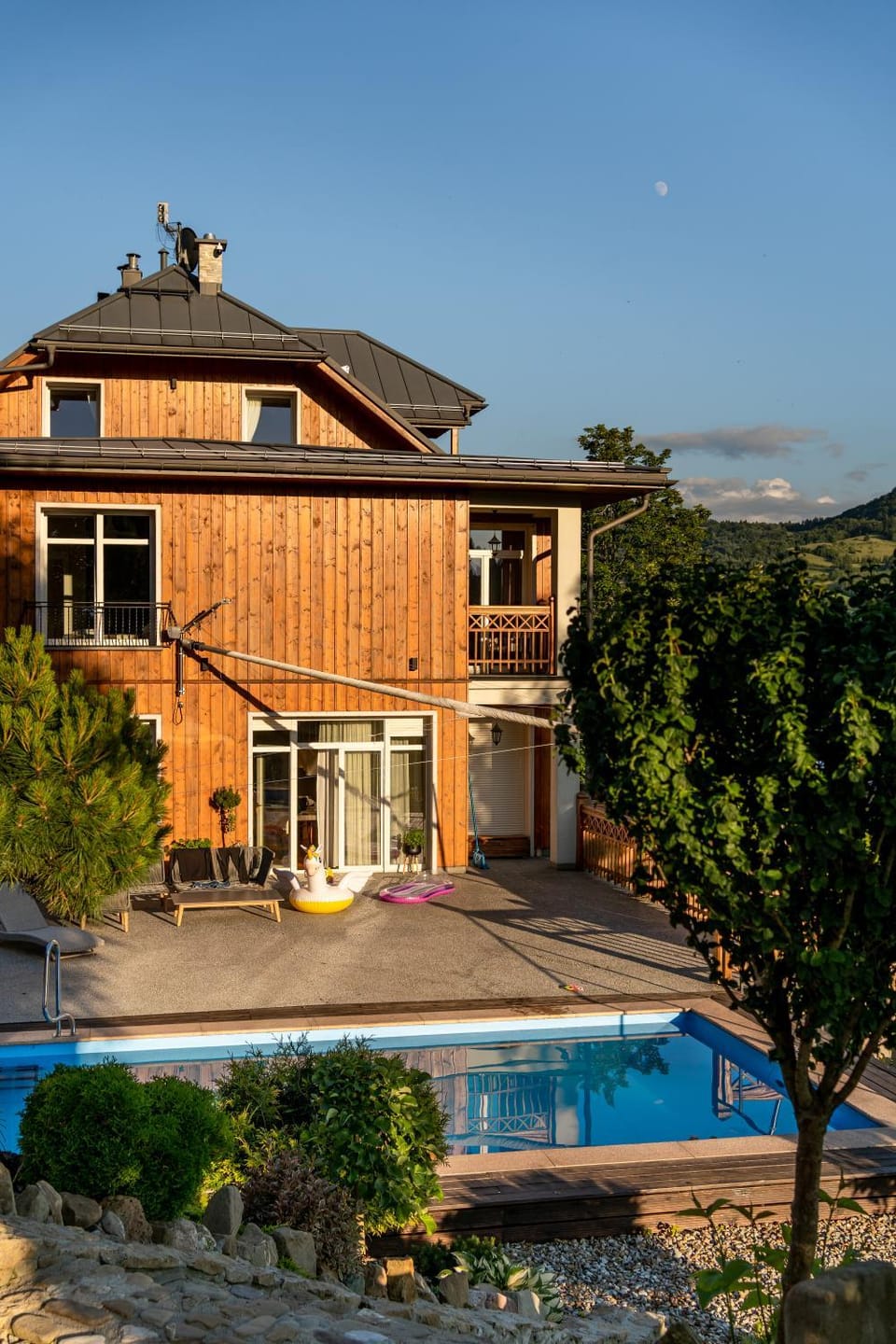 Garden, Swimming pool