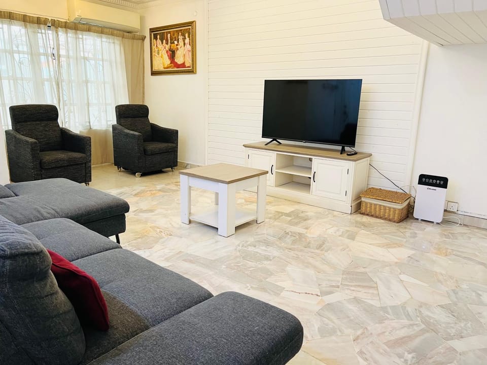 Bukit Tinggi, Klang- Cozy home Bed and Breakfast in Selangor, Malaysia