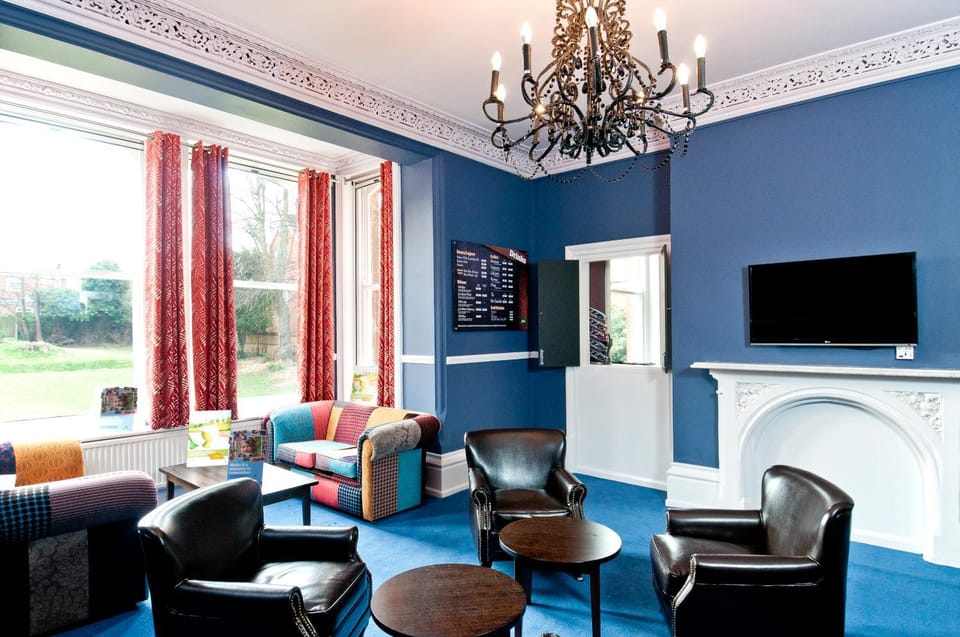 Day, Lobby or reception
