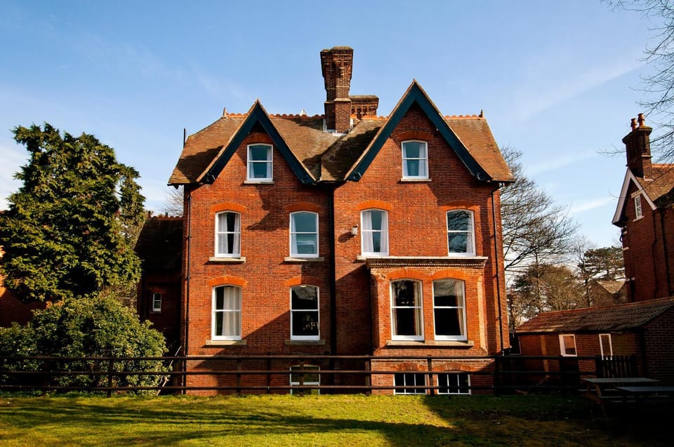 Property building, Day, Garden
