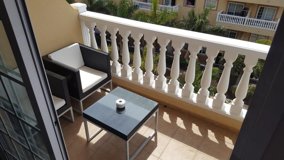 Garden, Balcony/Terrace