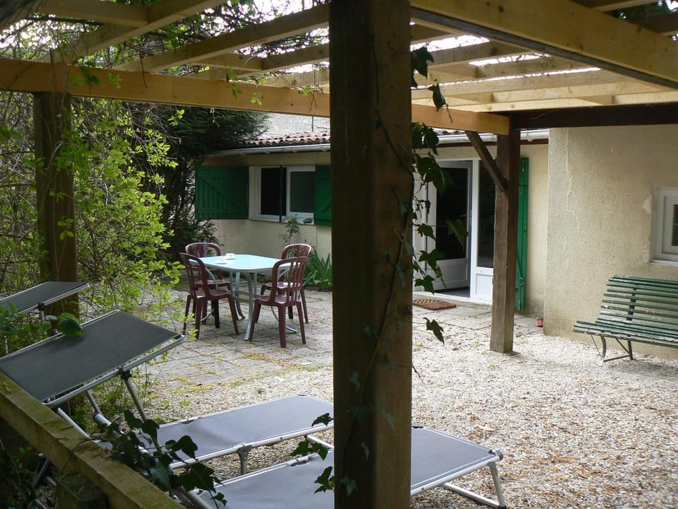 Patio, Balcony/Terrace, Lake view, Landmark view