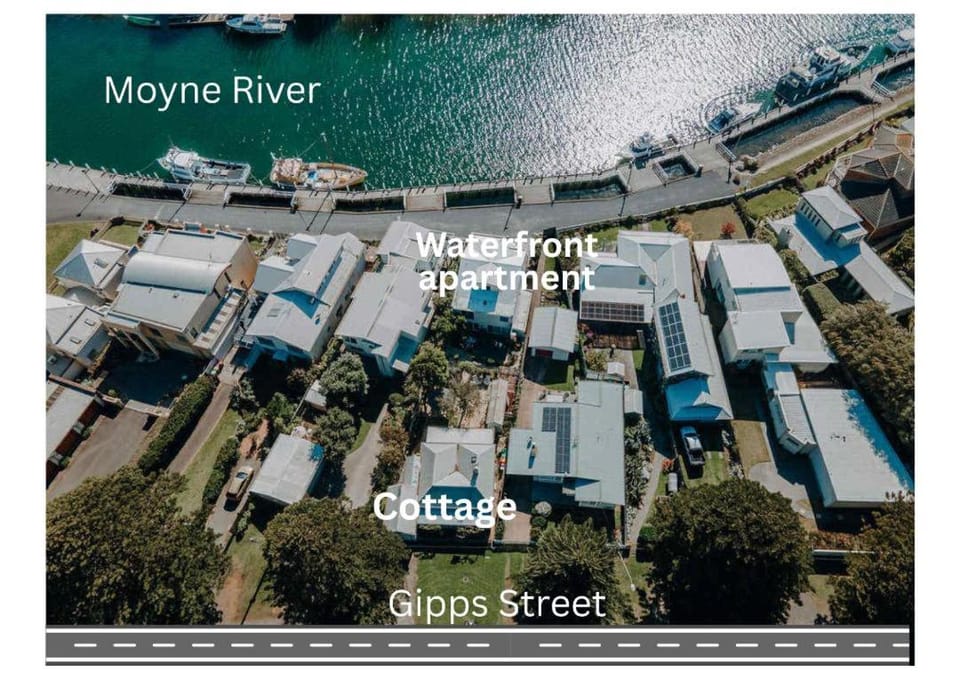 Edge17 Waterfront Apartment, plus Cottage with Garden View - Port Fairy Apartment in Port Fairy