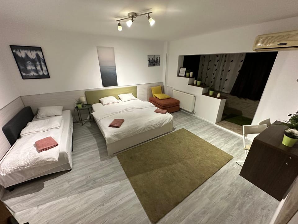 New Green Apartment Studio 1 Apartment in Bucharest