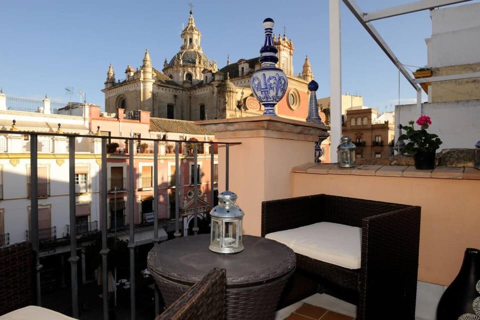 Dúplex con terraza y maravillosas vistas Apartment in Seville