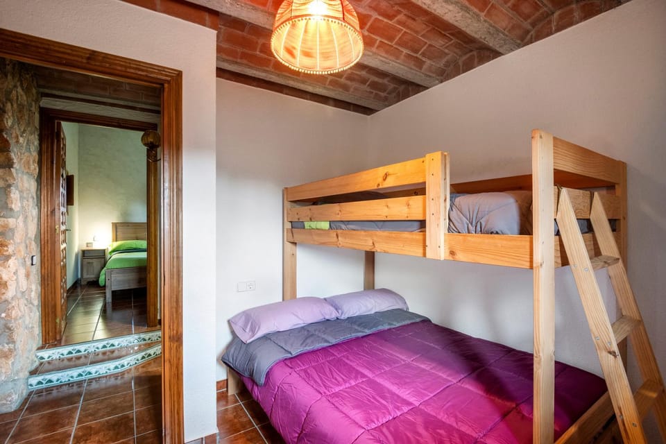 bunk bed