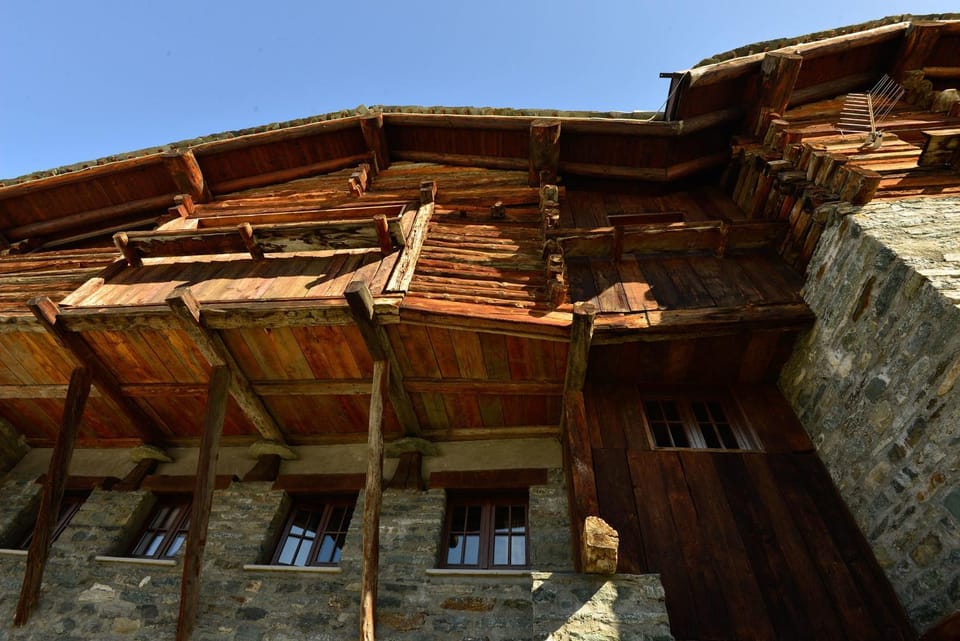 Rifugio Vieux Crest Hotel in Aosta Valley, Italy