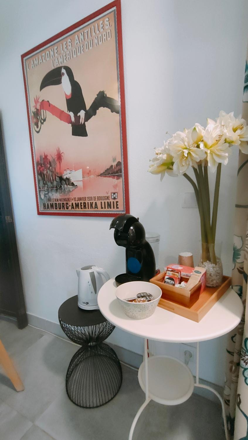 Coffee/tea facilities