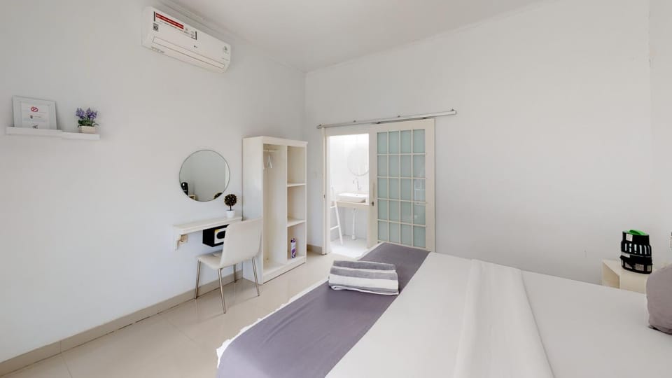 Casa Blanca Gili Air Bed and Breakfast in Pemenang