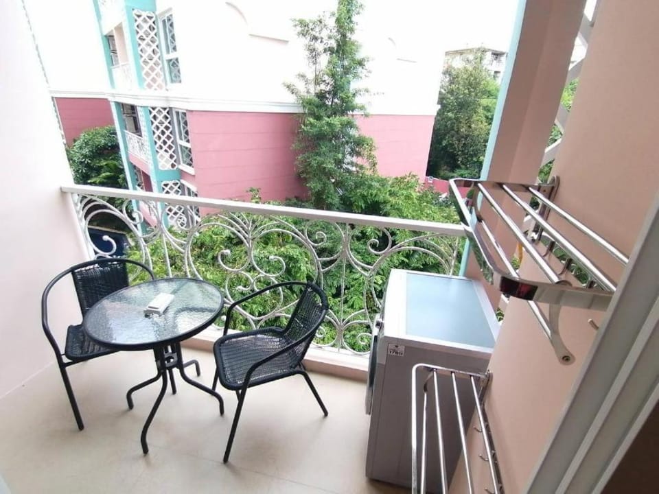 View (from property/room), Balcony/Terrace