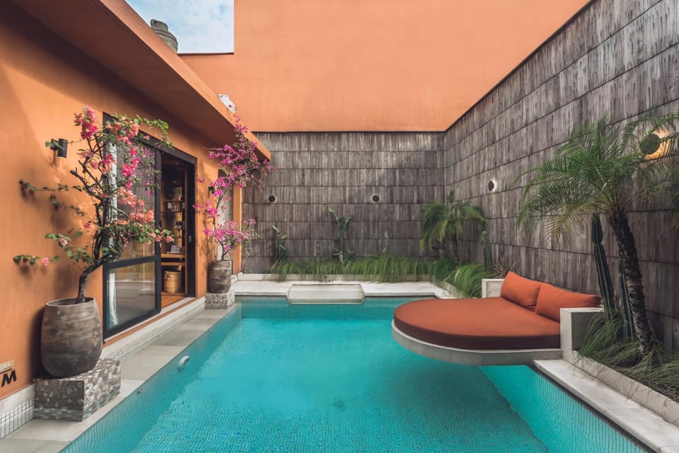 Pool view, Swimming pool