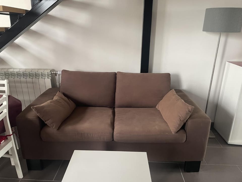 Property building, TV and multimedia, Seating area