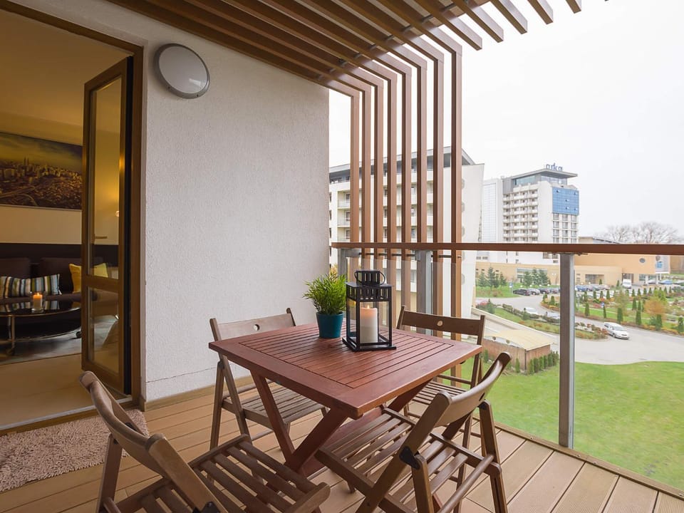Balcony/Terrace, Balcony/Terrace