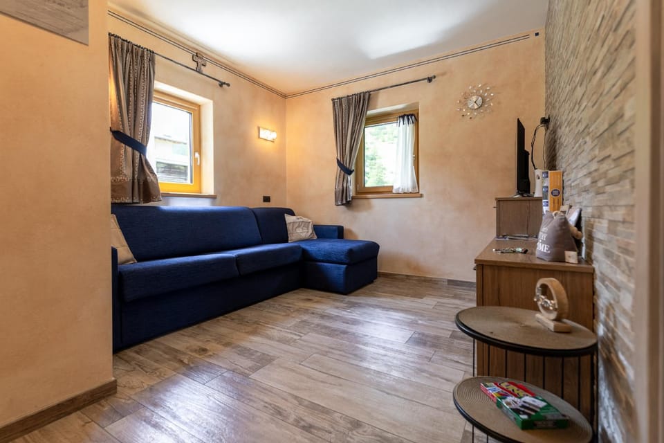Chalet Sunshine Apartment in Canton of Grisons