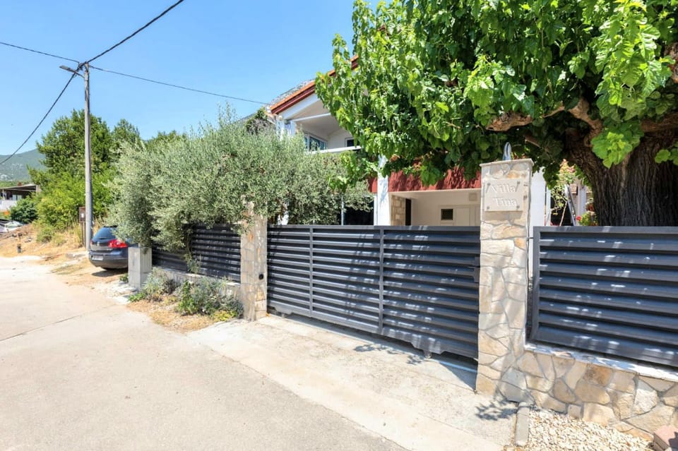 Day, Garden, Street view