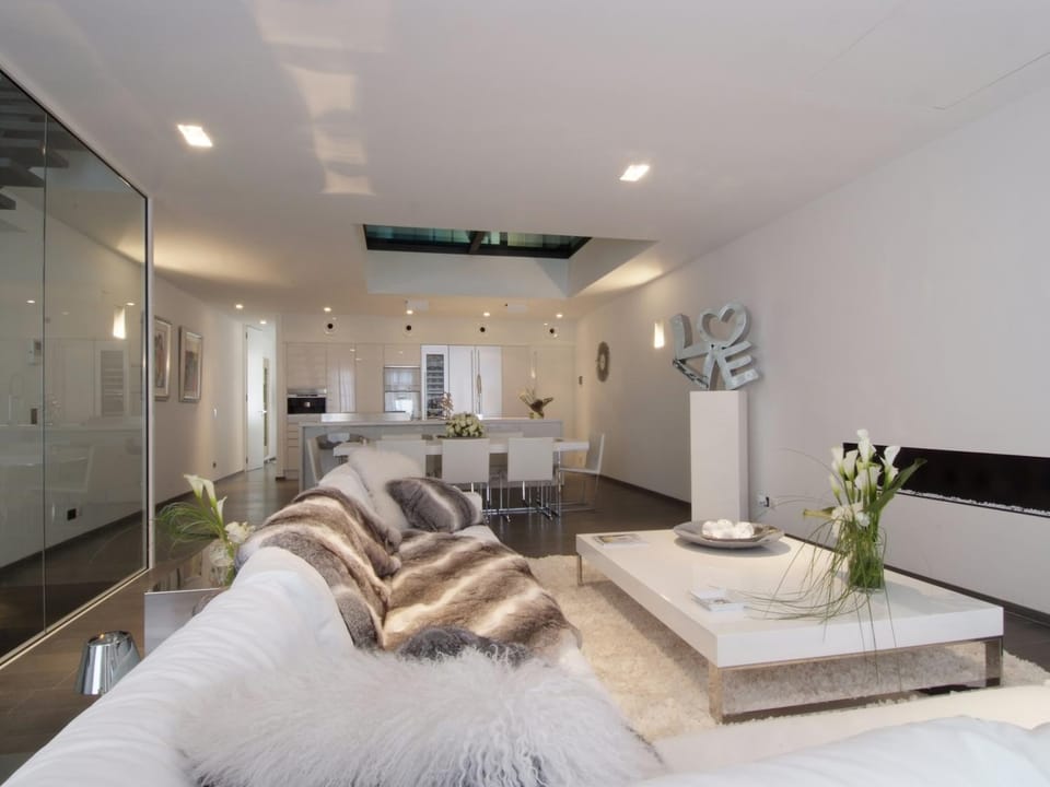 TV and multimedia, Living room, Decorative detail