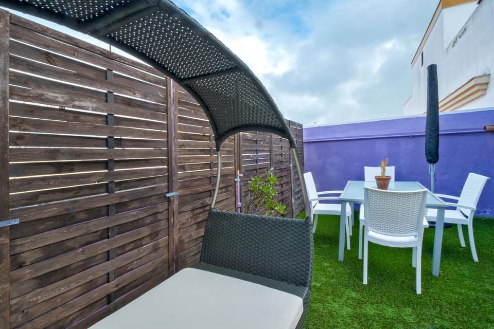 Garden, Balcony/Terrace