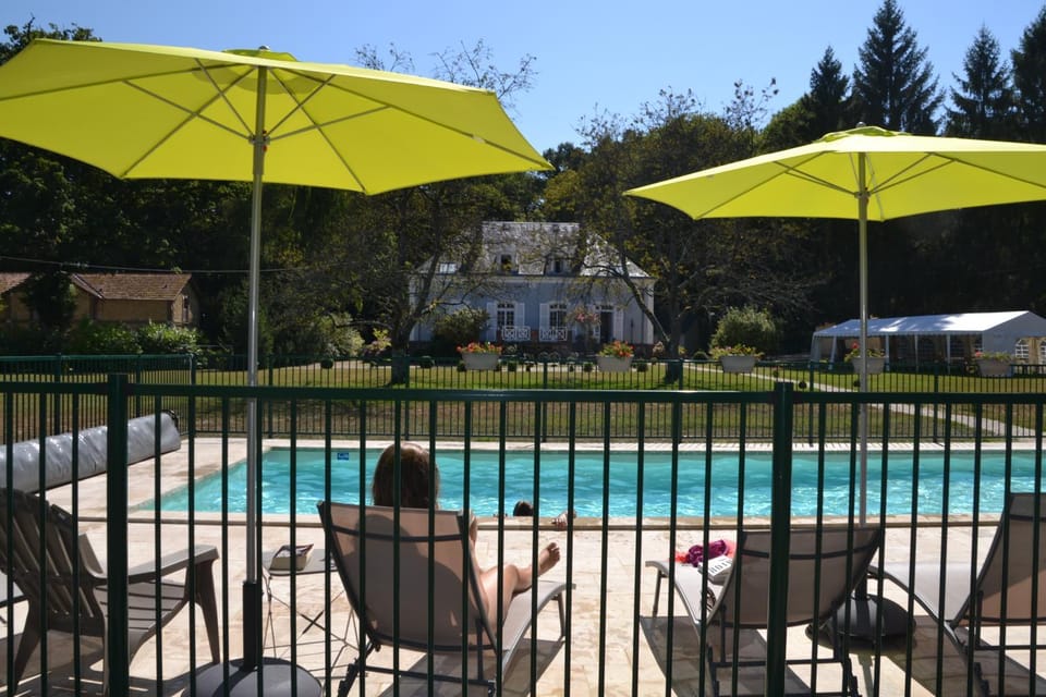 Swimming pool, Swimming pool